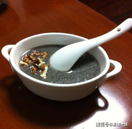 种“软黄金”助力肾功能与精力恢复!麻将胡了app50岁男人必吃的6(图6) 种“软黄金”助力肾功能与精力恢复!麻将胡了app50岁男人必吃的6(图6)