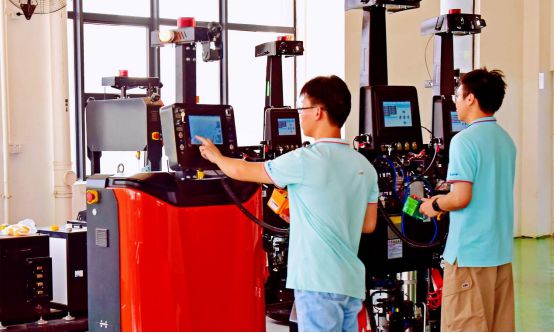 部项目广州花都动工!麻将胡了蓝海机器人总(图3) 部项目广州花都动工!麻将胡了蓝海机器人总(图3)
