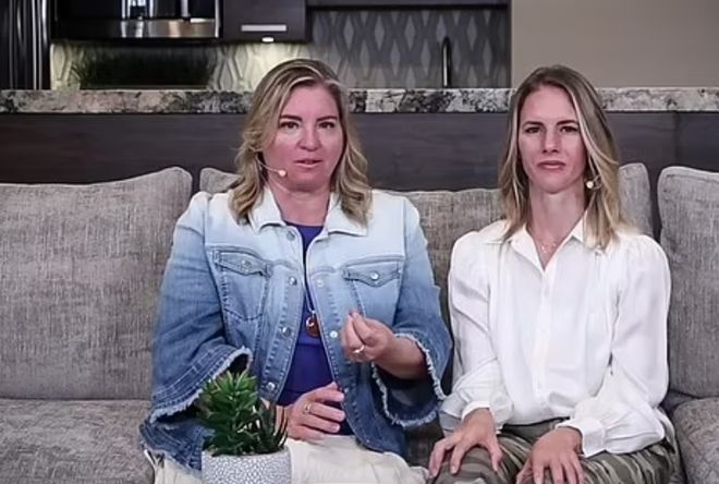 国男孩钱赚够后就“退货”背后细节让人无语PG麻将胡了免费试玩模拟器网红夫妇领养中(图6) 国男孩钱赚够后就“退货”背后细节让人无语PG麻将胡了免费试玩模拟器网红夫妇领养中(图6)