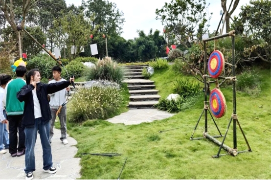 开启：穿越金色秘境解锁春日宝藏麻将胡了app崇州花海寻宝报名(图4)